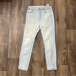 Pull & Bear Carrot Fit Jeans Distressed Blue Denim Men’s
